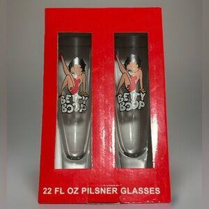 Betty Boop 22FL. Pilsner  Glasses Art Work Red Dress Big Eyes Cartoon Character
